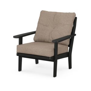 outdoor lounge chair